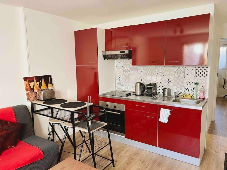Appartement Ensoleille A 15 Minutes De Paris Vitry-sur-Seine Exteriör bild